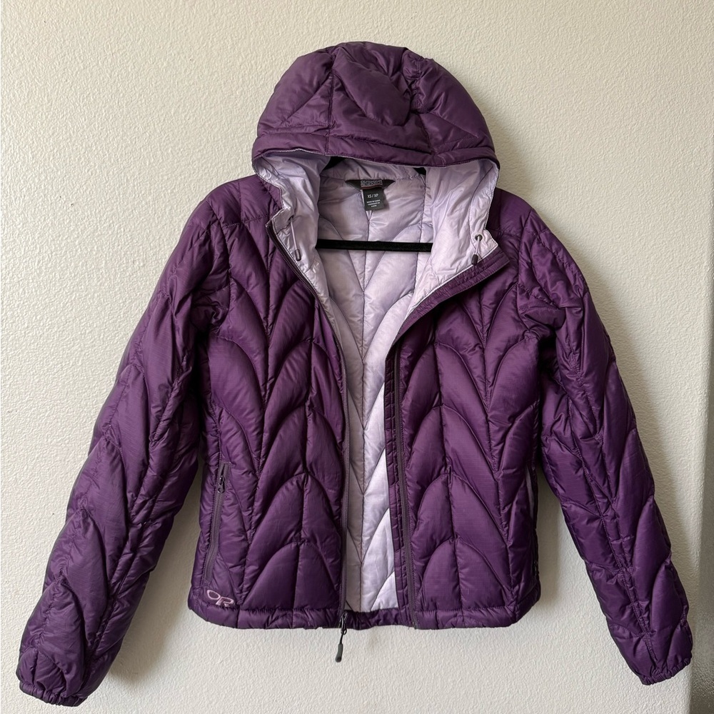 Outdoor Research Purple Hooded Puffer Jacket Lightweight XS excellent condition - Picture 2 of 11